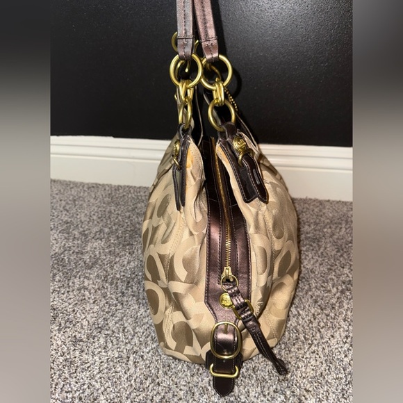 Coach tan monogram logo sateen carryall shoulder bag - Picture 5 of 13